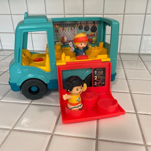 Little  People Serve It Up Food Truck from Fisher-Price - Picture 1 of 5